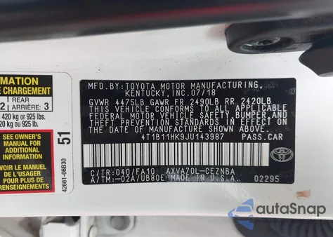 2018 Toyota Camry Le z USA, uszkodzony, nr VIN 4T1B11HK9JU143987